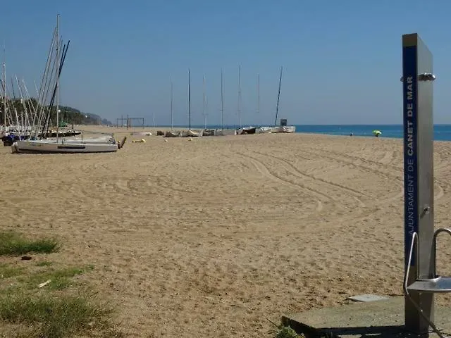 Duplex En Frente De La Playa Al Lado De Barcelona Appartement Canet De Mar Spanje